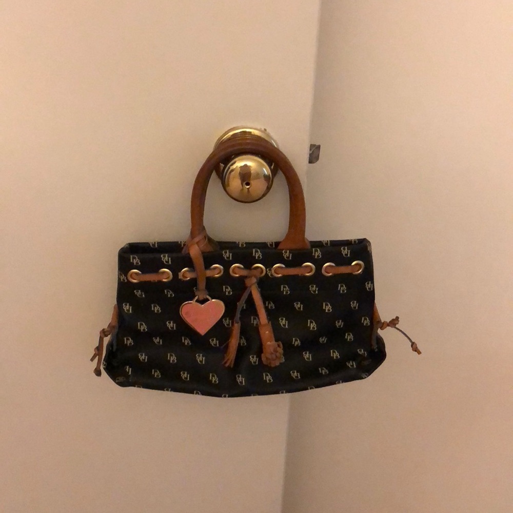 Dooney & Bourke bag